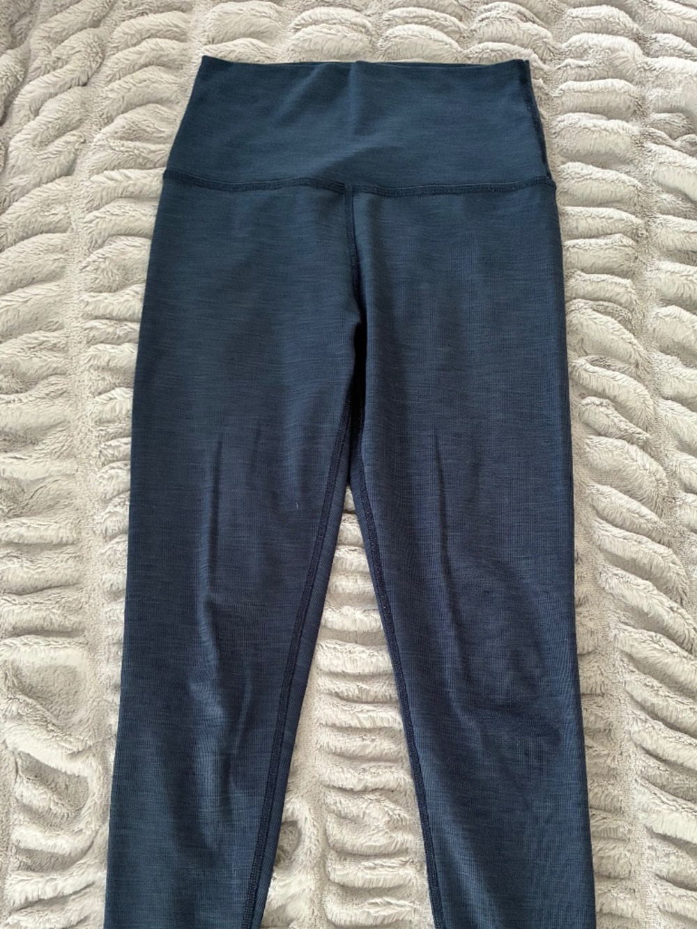 Beyond Yoga Blue Ribbed Leggings Size M High Waist 7/8 Length Activewear